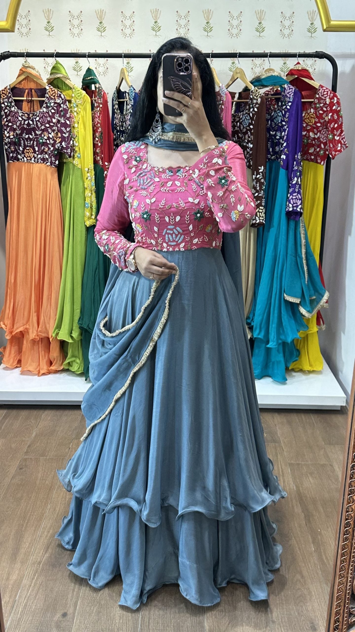 Nitya – Pink & Gray